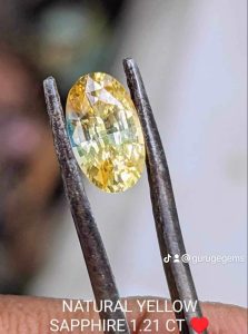 natural yellow sapphire 1.21 ct